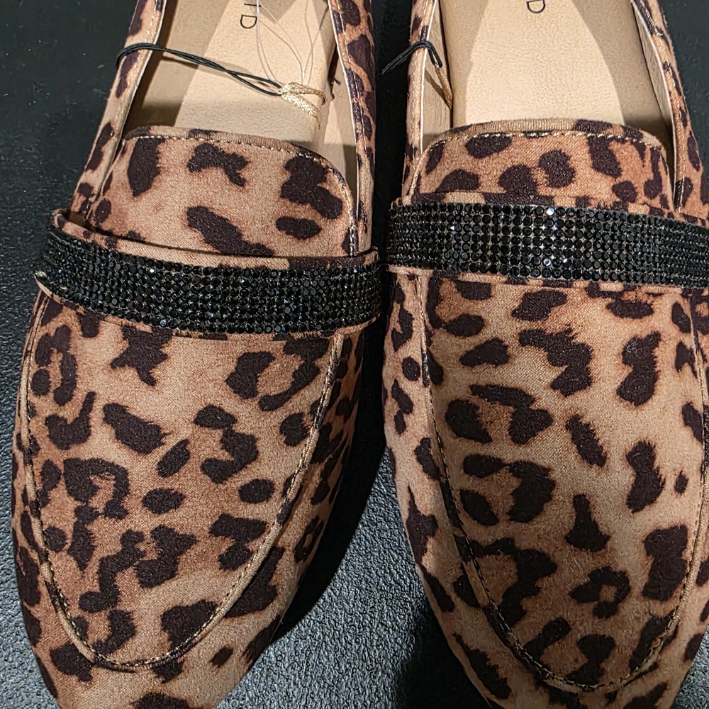Torrid Leopard Print Loafers Flats Black Rhinestone Animal Print Women's 10 US - Picture 8 of 8